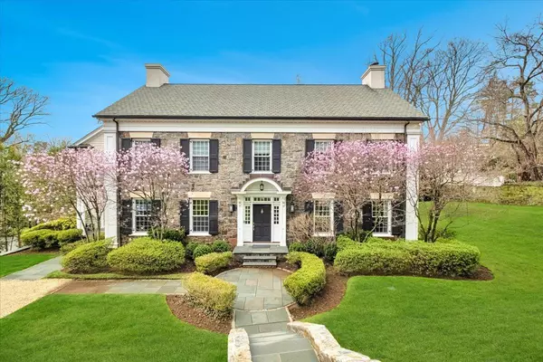 29 Hampton RD,  Scarsdale,  NY 10583