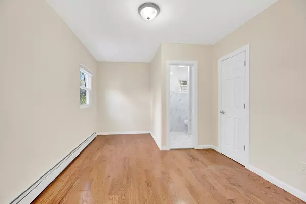 Saint Albans, NY 11412,188-05 Liberty AVE