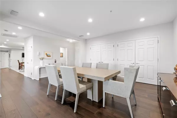 Port Washington, NY 11050,100 Harbor View DR #230