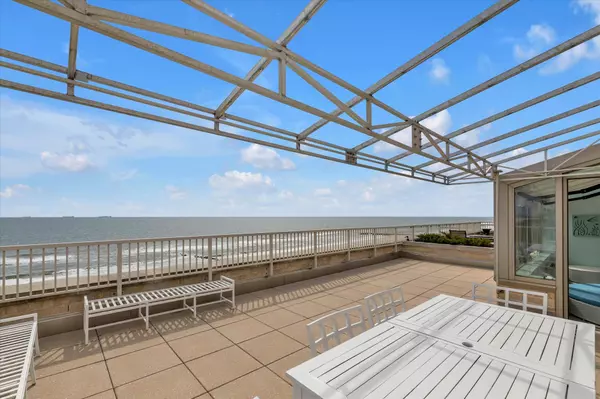 Long Beach, NY 11561,170 W.Broadway