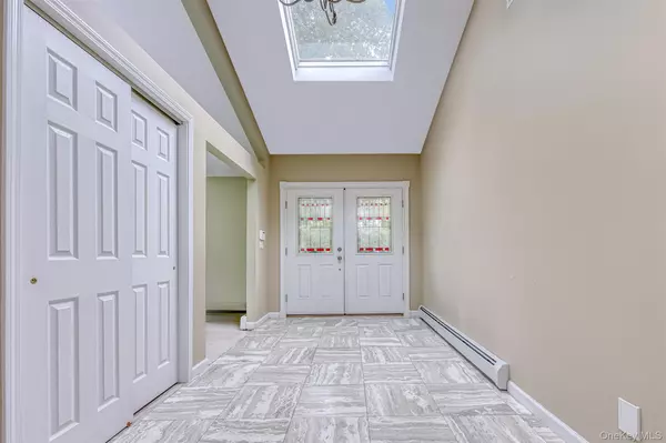 New City, NY 10956,5 Rookery CIR