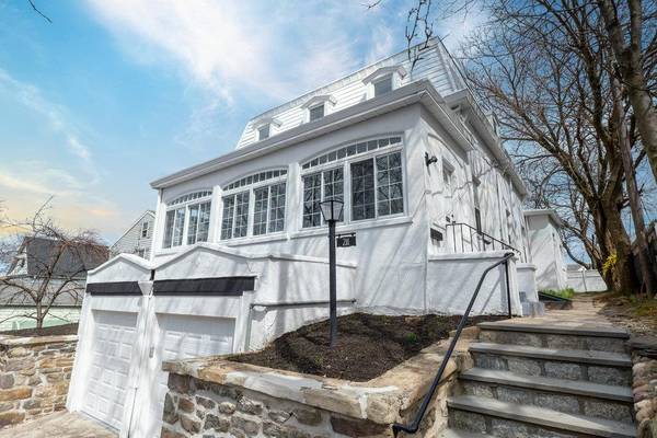 211 N 8th AVE, Mount Vernon, NY 10550