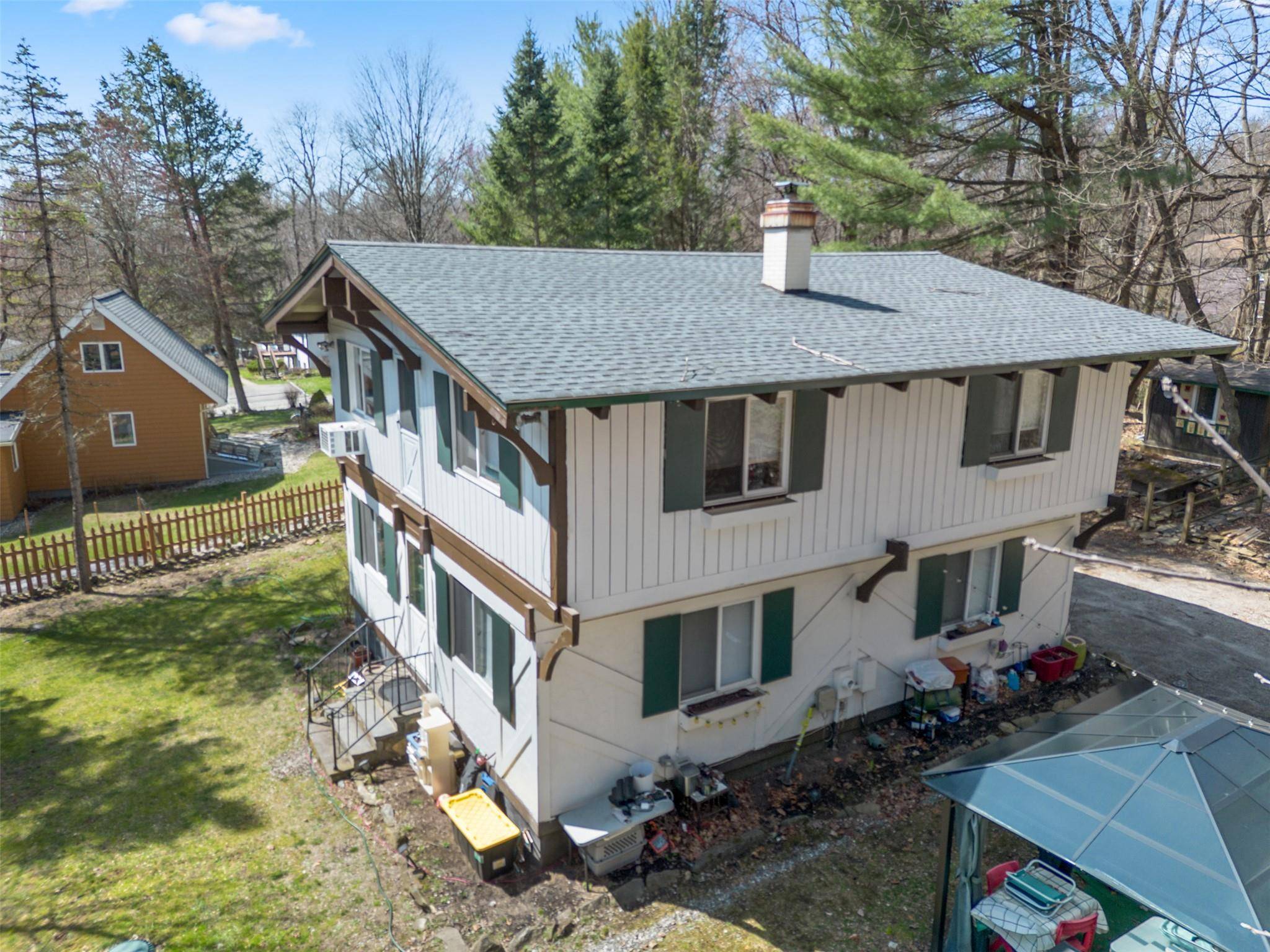 Putnam Valley, NY 10579,10 Breezy Park RD