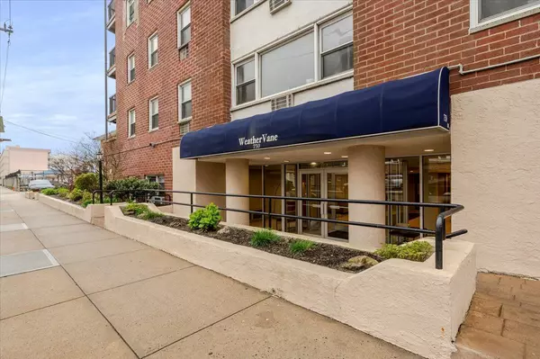 750 Shore RD #3L, Long Beach, NY 11561