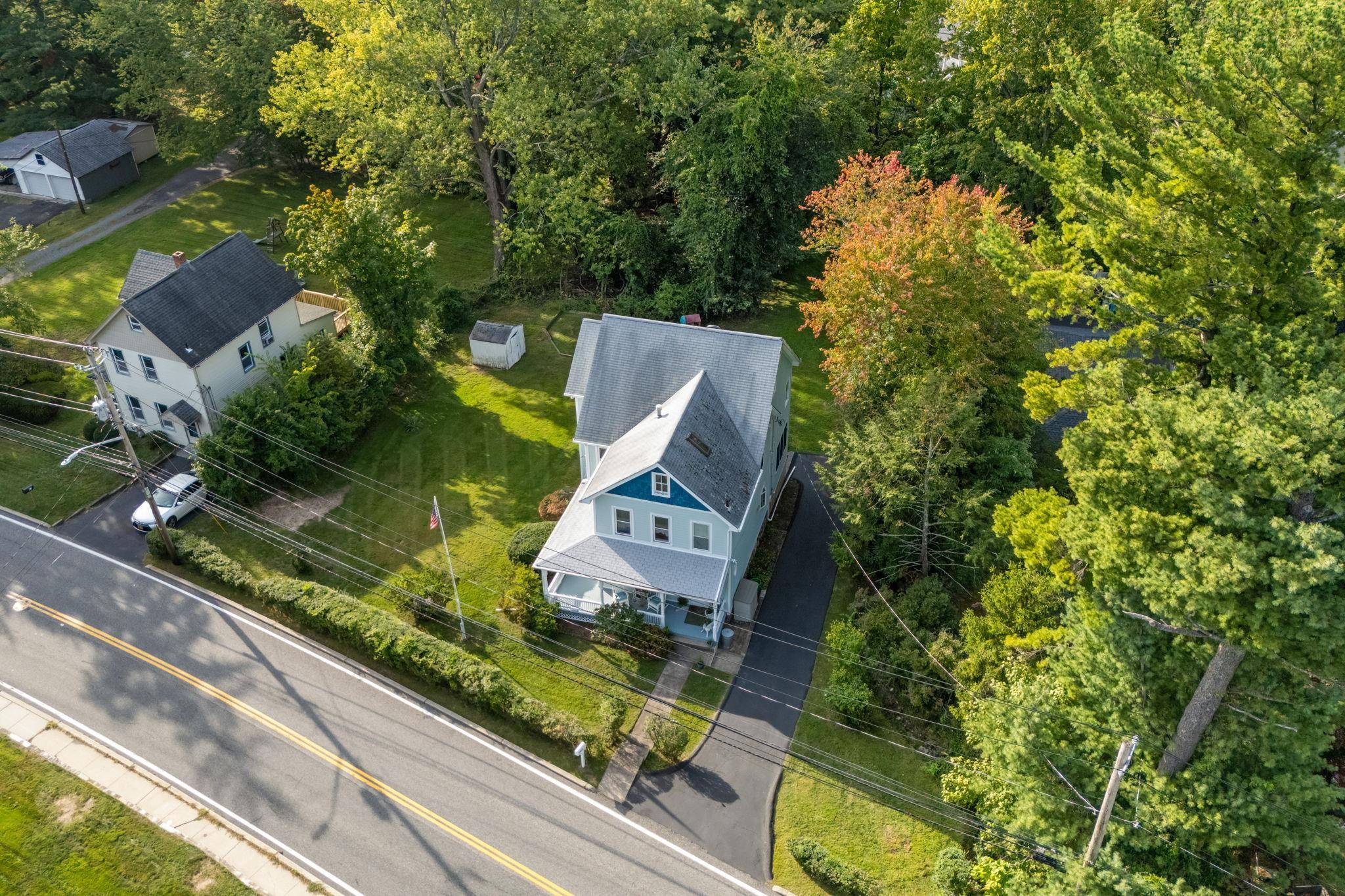 Valley Cottage, NY 10989,74 Lake RD
