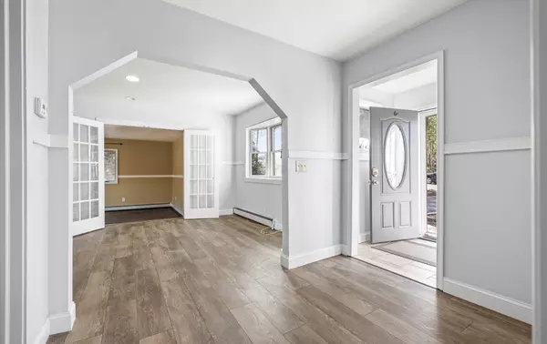 Huntington Station, NY 11746,13 Teed ST