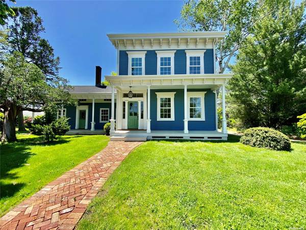 1685 Peconic LN, Peconic, NY 11958