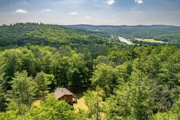 Cochecton, NY 12726,375 County Road 114