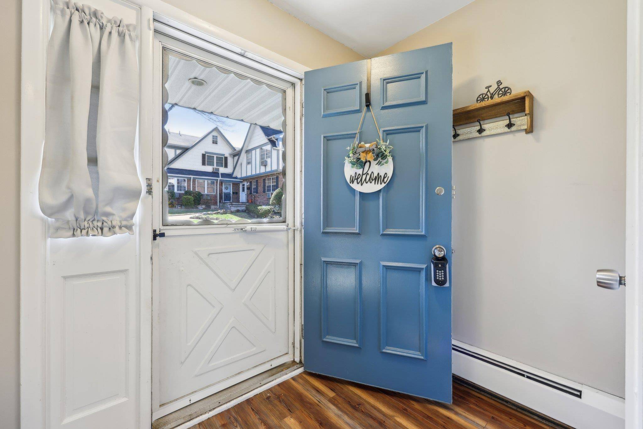Suffern, NY 10901,189 Doxbury LN