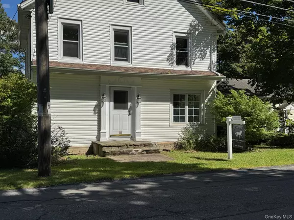 10 N Ohioville RD, New Paltz, NY 12561