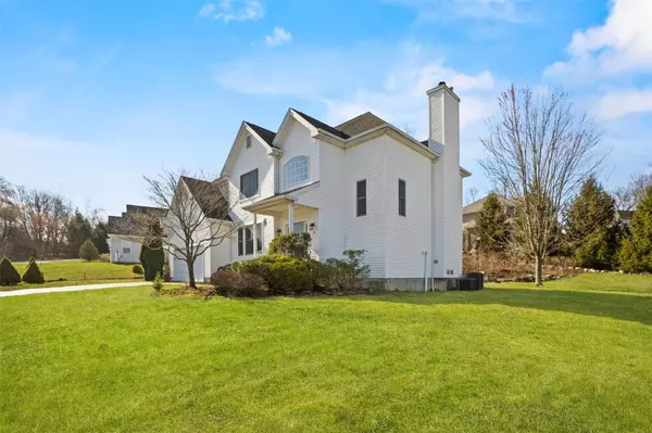 Fishkill, NY 12524,19 Arcadian PL