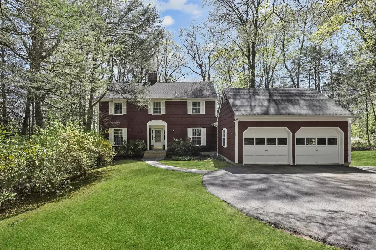 Millwood, NY 10546,16 Gregory LN