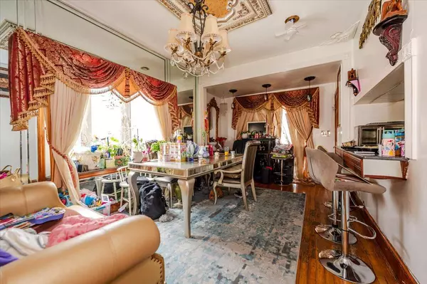 Richmond Hill S., NY 11419,9728 130th ST