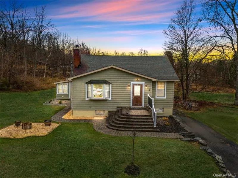9 Emboden AVE, Otisville, NY 10963