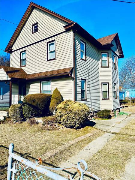 145 Washburn AVE, Freeport, NY 11520