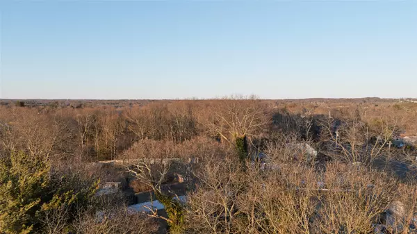 Ronkonkoma, NY 11779,Cherokee ST