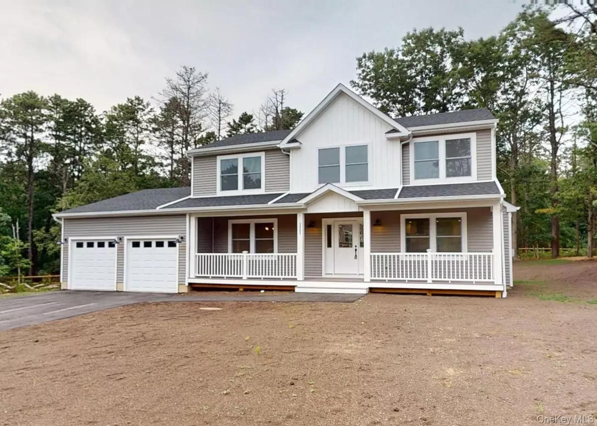 Middle Island, NY 11953,111 Currans RD