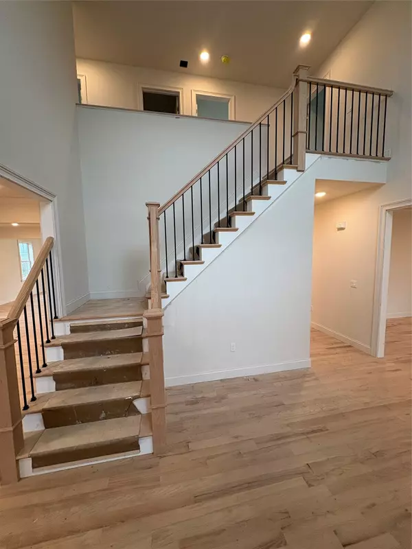 Poughkeepsie, NY 12603,15 Dartmouth DR