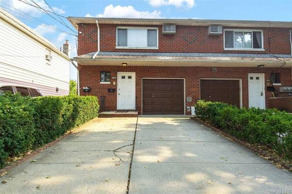 206-38 45 RD, Bayside, NY 11361