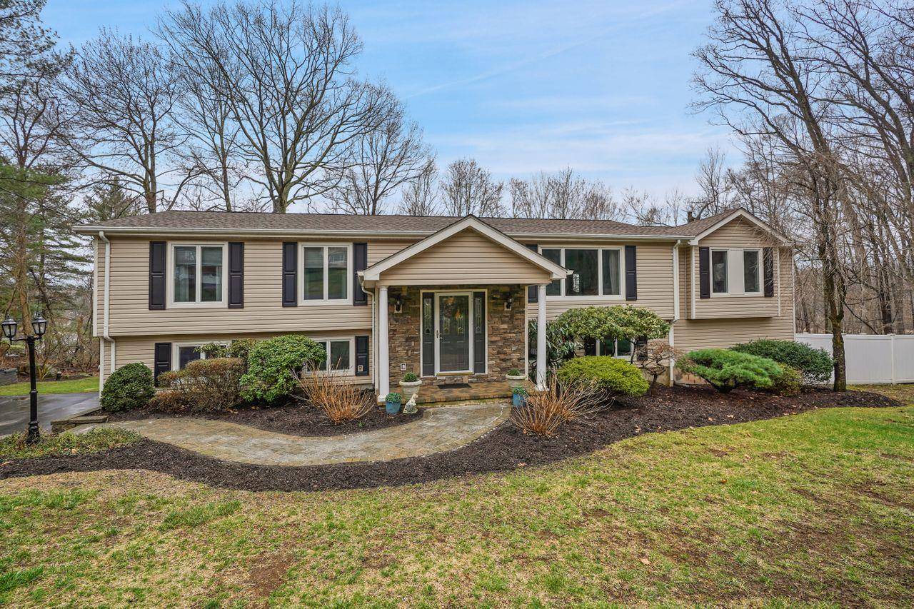 41 Astor DR, Mahopac, NY 10541