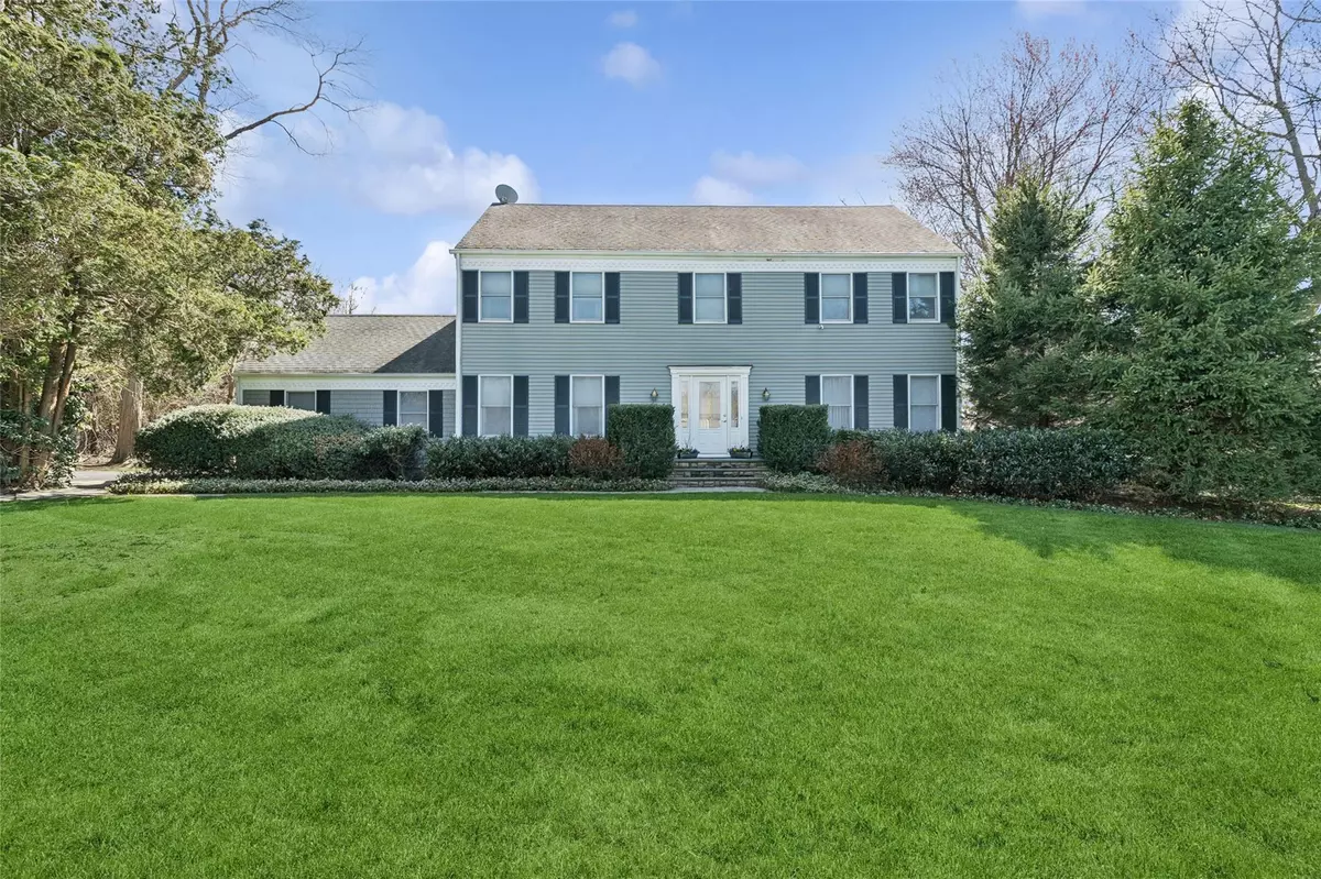 Setauket, NY 11733,10 Saint George Glen DR