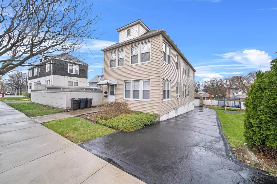 1036 Hollywood AVE, Bronx, NY 10465