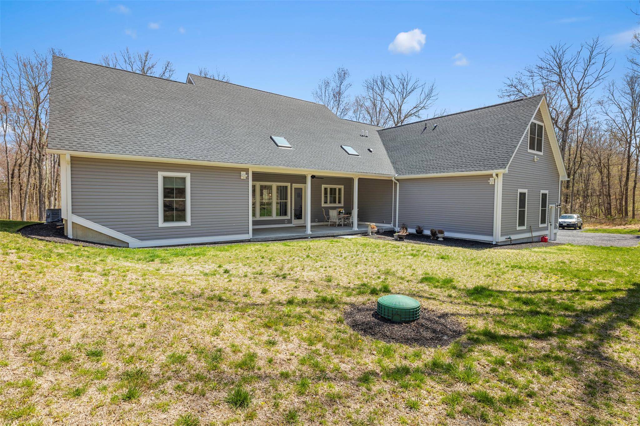 Germantown, NY 12526,337 Commons RD