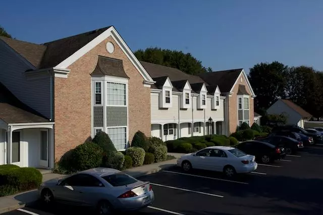 Port Jefferson Station, NY 11776,23 Sylvan LN #23