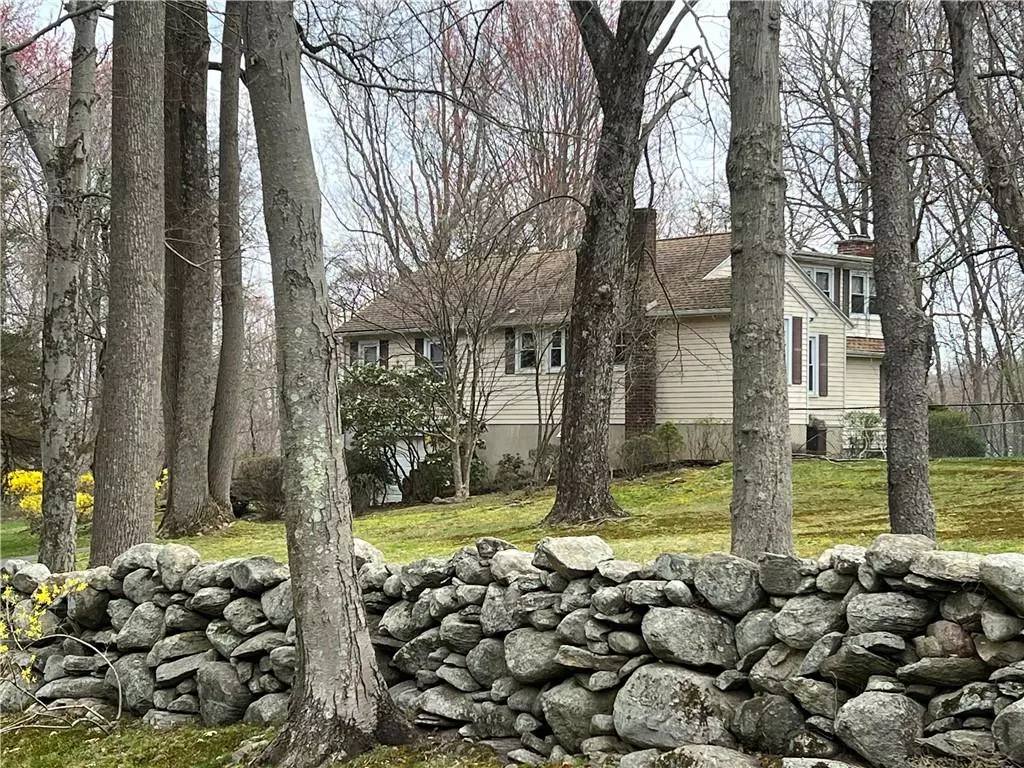 Yorktown Heights, NY 10598,3032 Manor ST