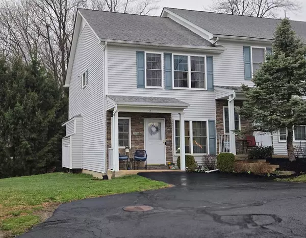 45 Aveonis CT,  Fishkill,  NY 12524