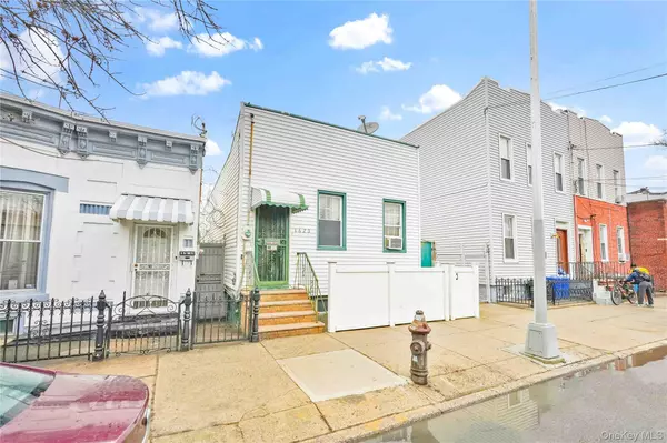 Ridgewood, NY 11385,1623 George ST