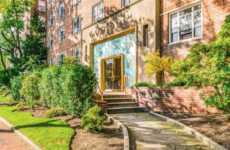 5601 Riverdale AVE #5F, Bronx, NY 10471