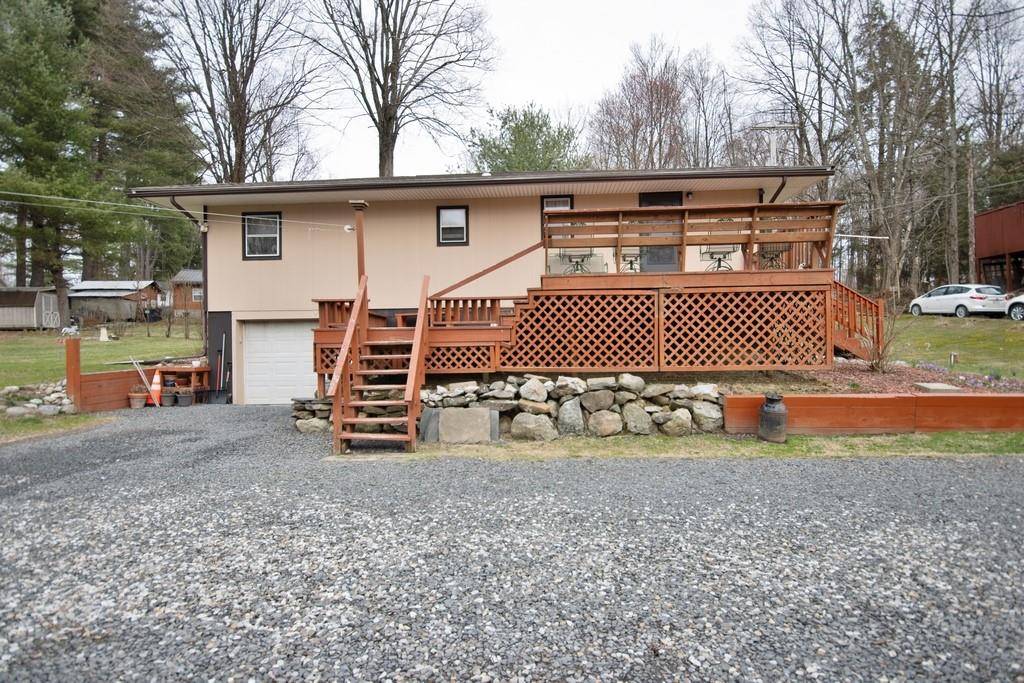 16 Farmingdale LN,  Bloomingburg,  NY 12721