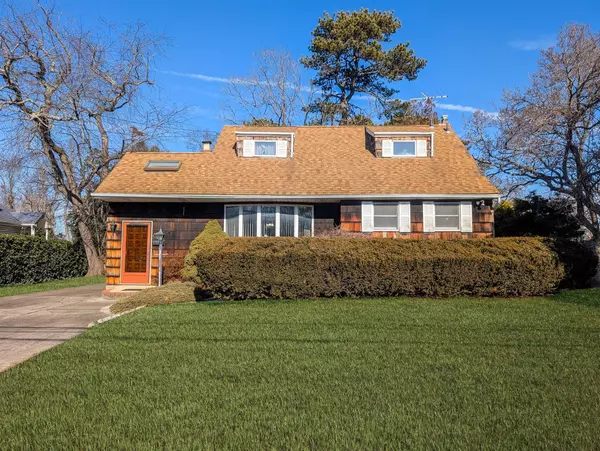 13 Ehler ST, Brentwood, NY 11717