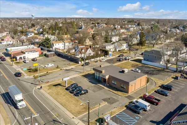 1620 Front ST, East Meadow, NY 11554