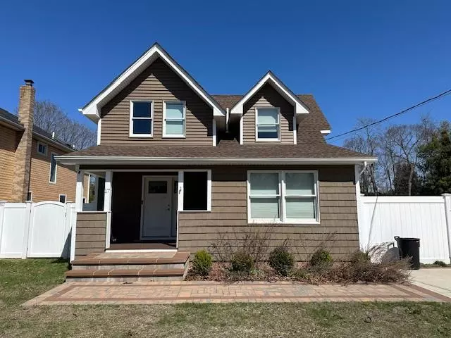 Islip, NY 11751,17 2nd ST