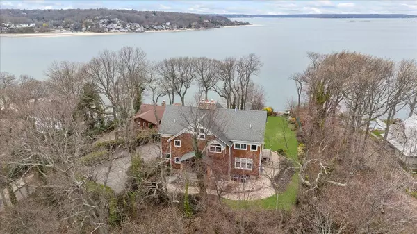Centerport, NY 11721,249 Little Neck RD