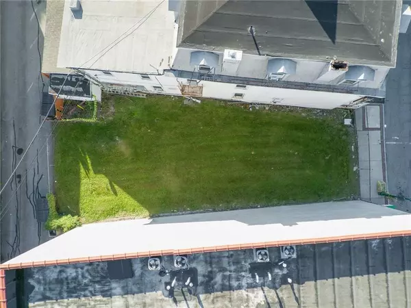 Walden, NY 12586,69 Main ST