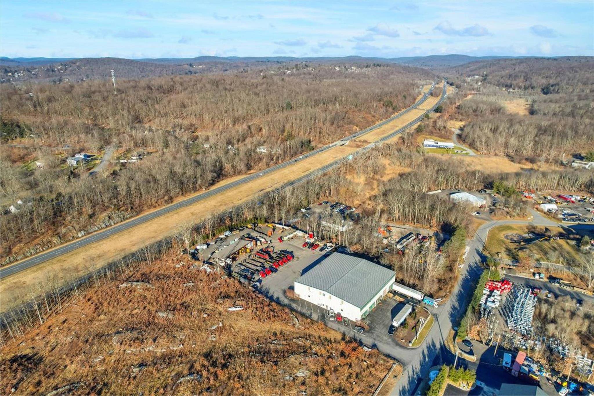 Carmel, NY 10512,96 Commerce DR