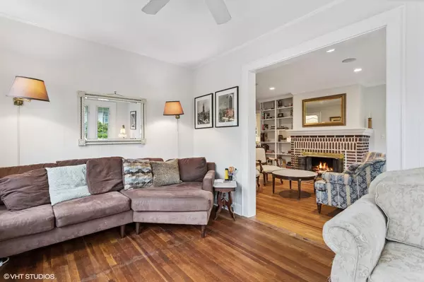 Larchmont, NY 10538,42 Hillcrest AVE
