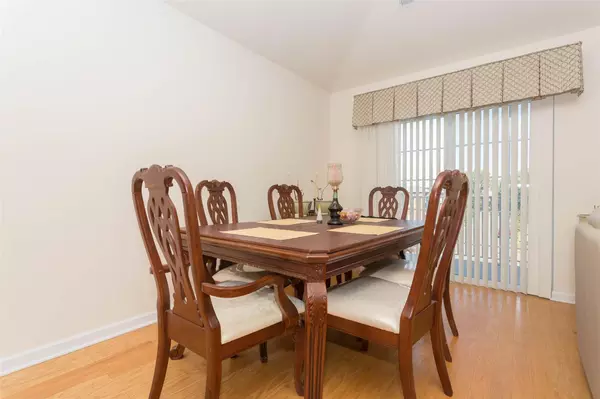 College Point, NY 11356,121-10 Powells Cove BLVD #C