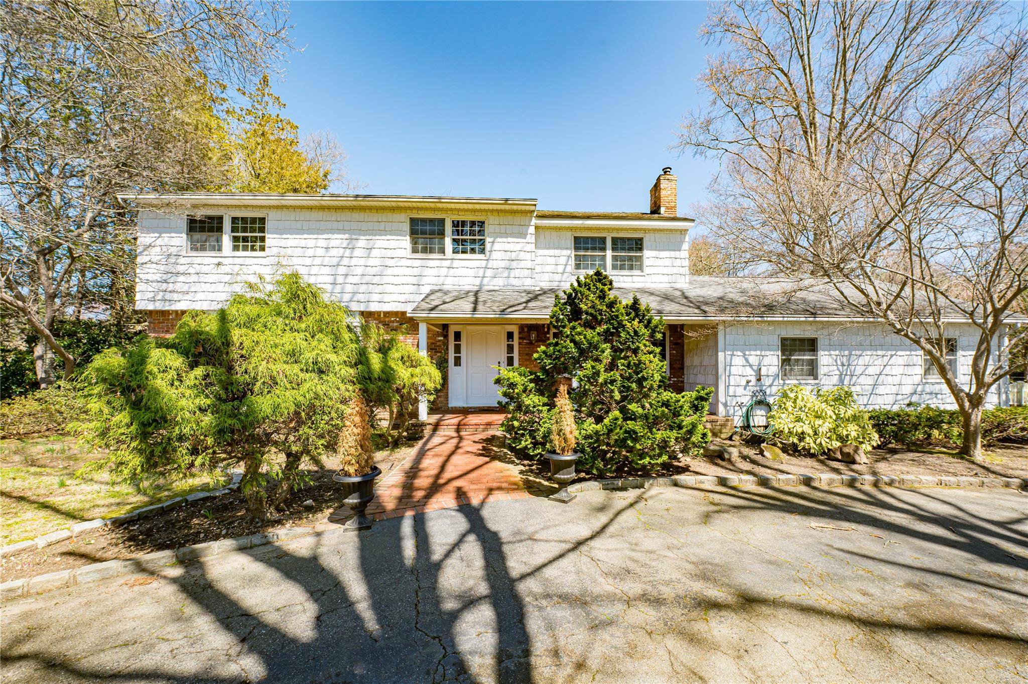 Syosset, NY 11791,62 Cherry LN