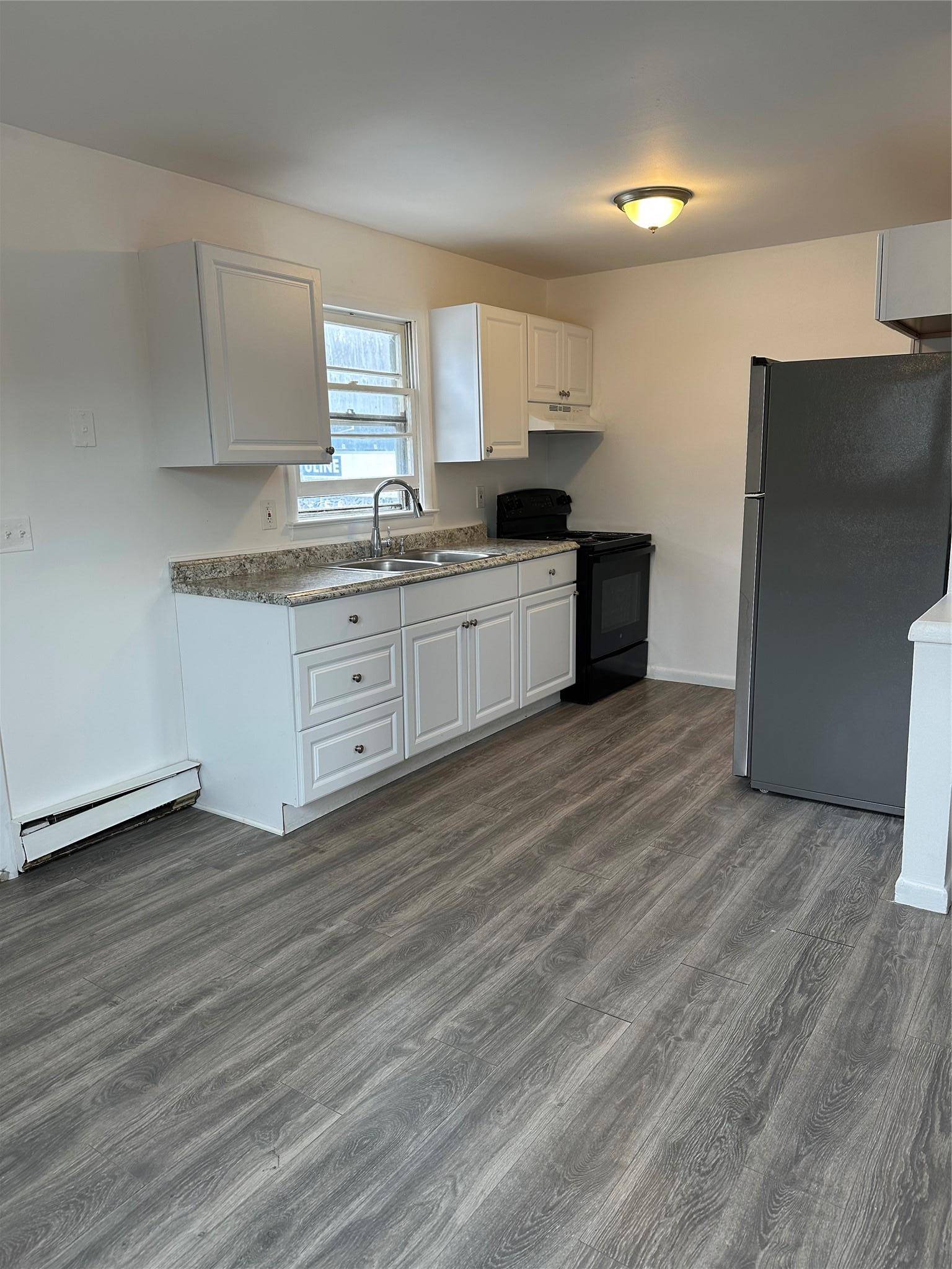 2899 Us Route 9W #200, New Windsor, NY 12553