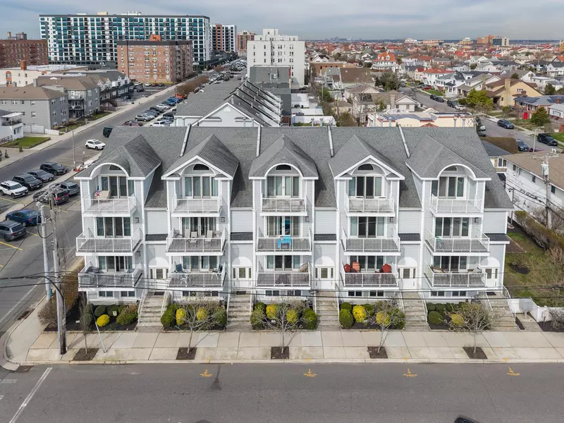 155 Monroe BLVD #155, Long Beach, NY 11561