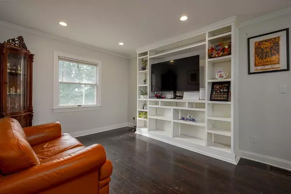 Ossining, NY 10562,8 Samstag AVE