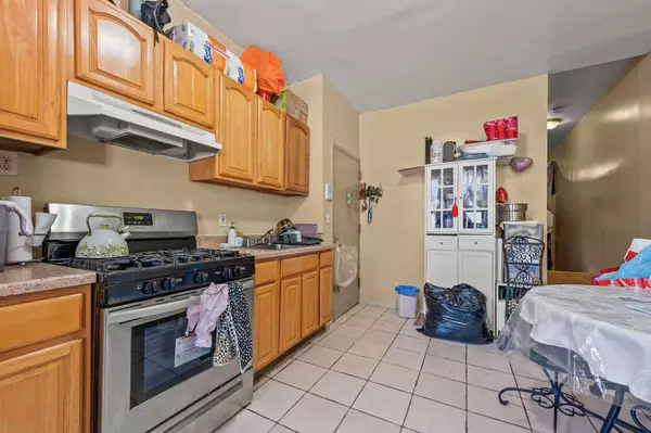 Brooklyn, NY 11206,443 Bushwick AVE