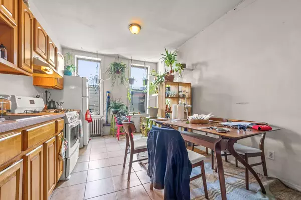 Brooklyn, NY 11206,443 Bushwick AVE