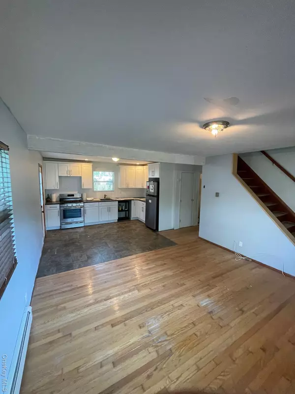 Bay Shore, NY 11706,1137 Namdac AVE