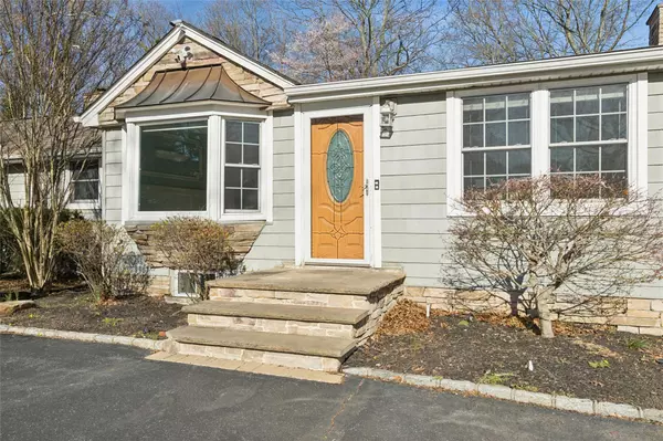 Ronkonkoma, NY 11779,147 Calvert AVE
