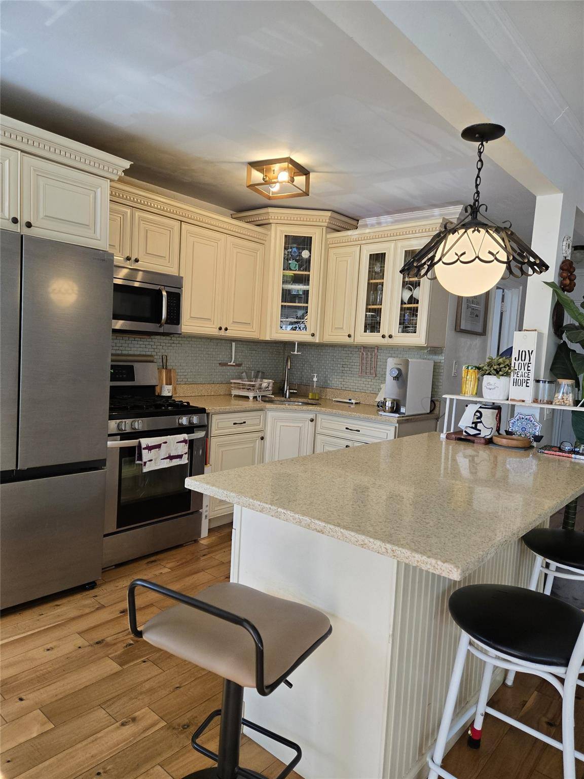 175-29 Peck AVE, Flushing, NY 11365-1129